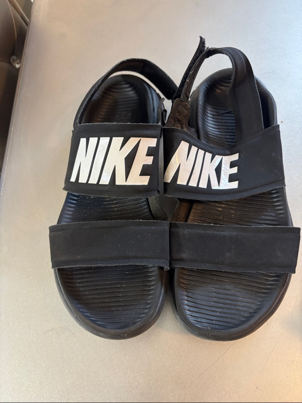 Nike Black Kids’ Adjustable Logo Strap Sandals